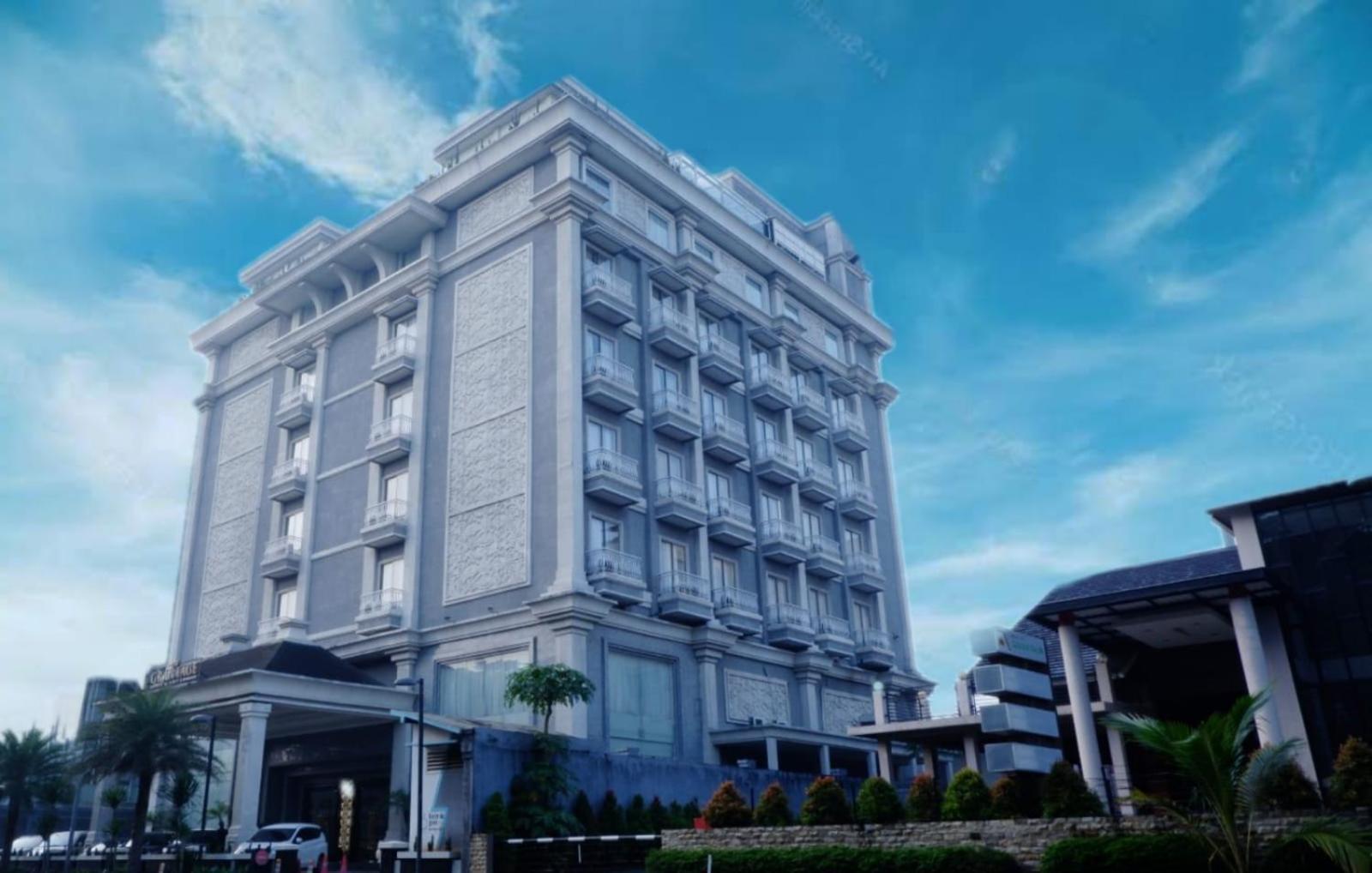 The Grantage Hotel & Sky Lounge Serpong Exteriör bild